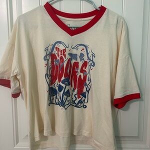 Buckle womans Cream and Red Graphic Tee